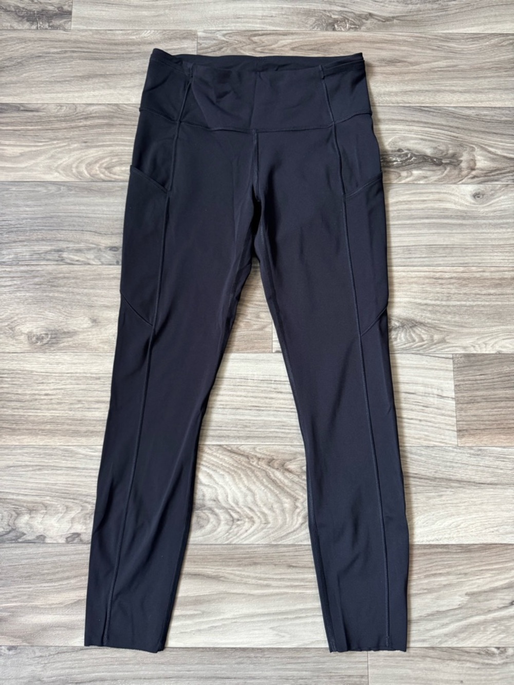 Lululemon Fast & Free 7/8 Tight II Non-Reflective Nulux 25" in Black Size 6